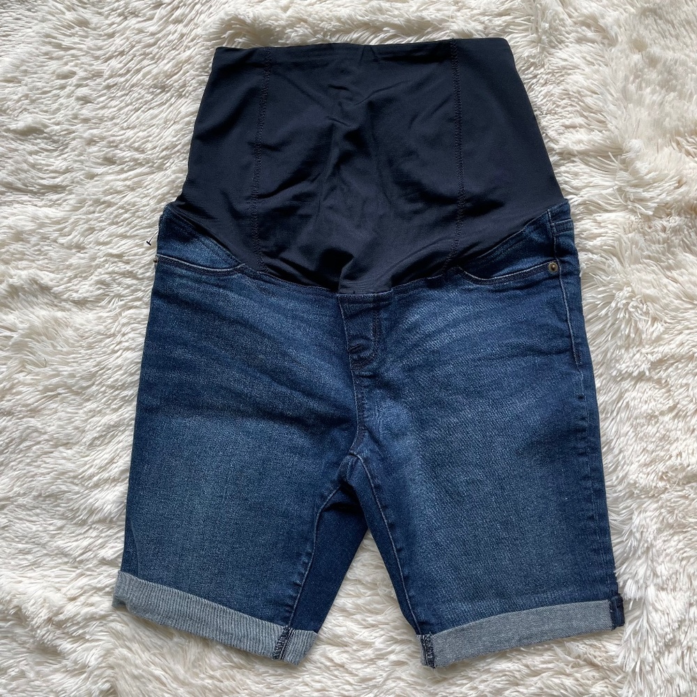 Isabel Maternity by Ingrid & Isabel Maternity Bermuda Shorts Size 2